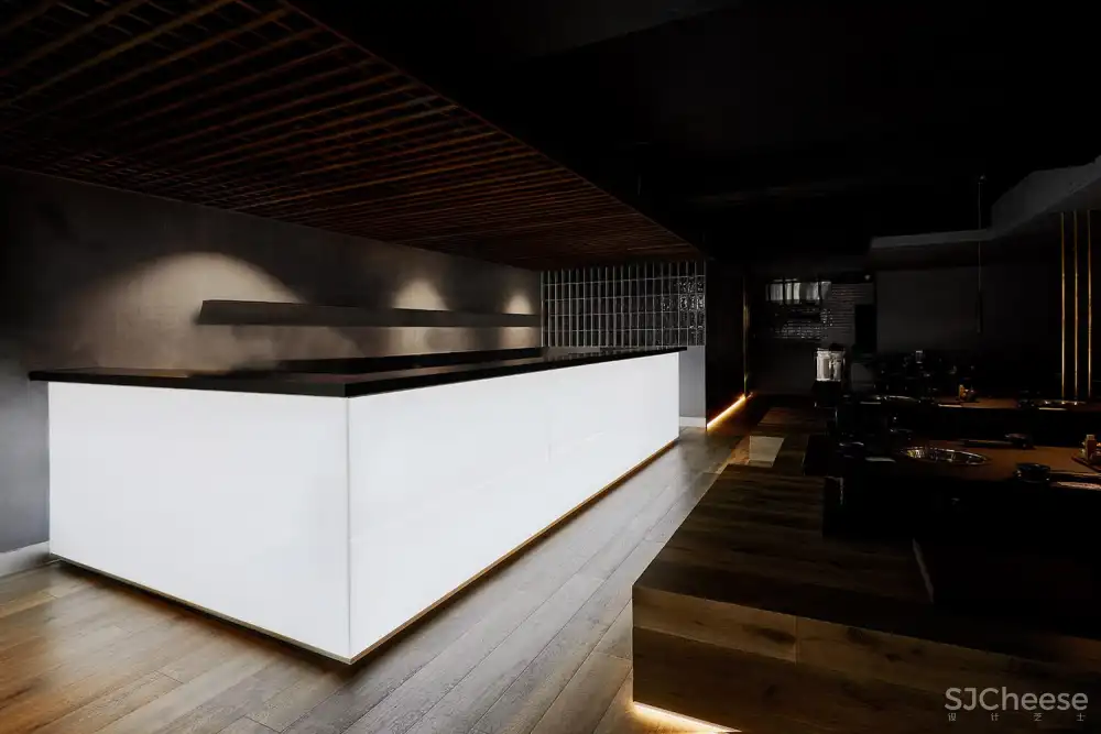 Pierce Widera | 墨尔本Shinbashi日本餐厅