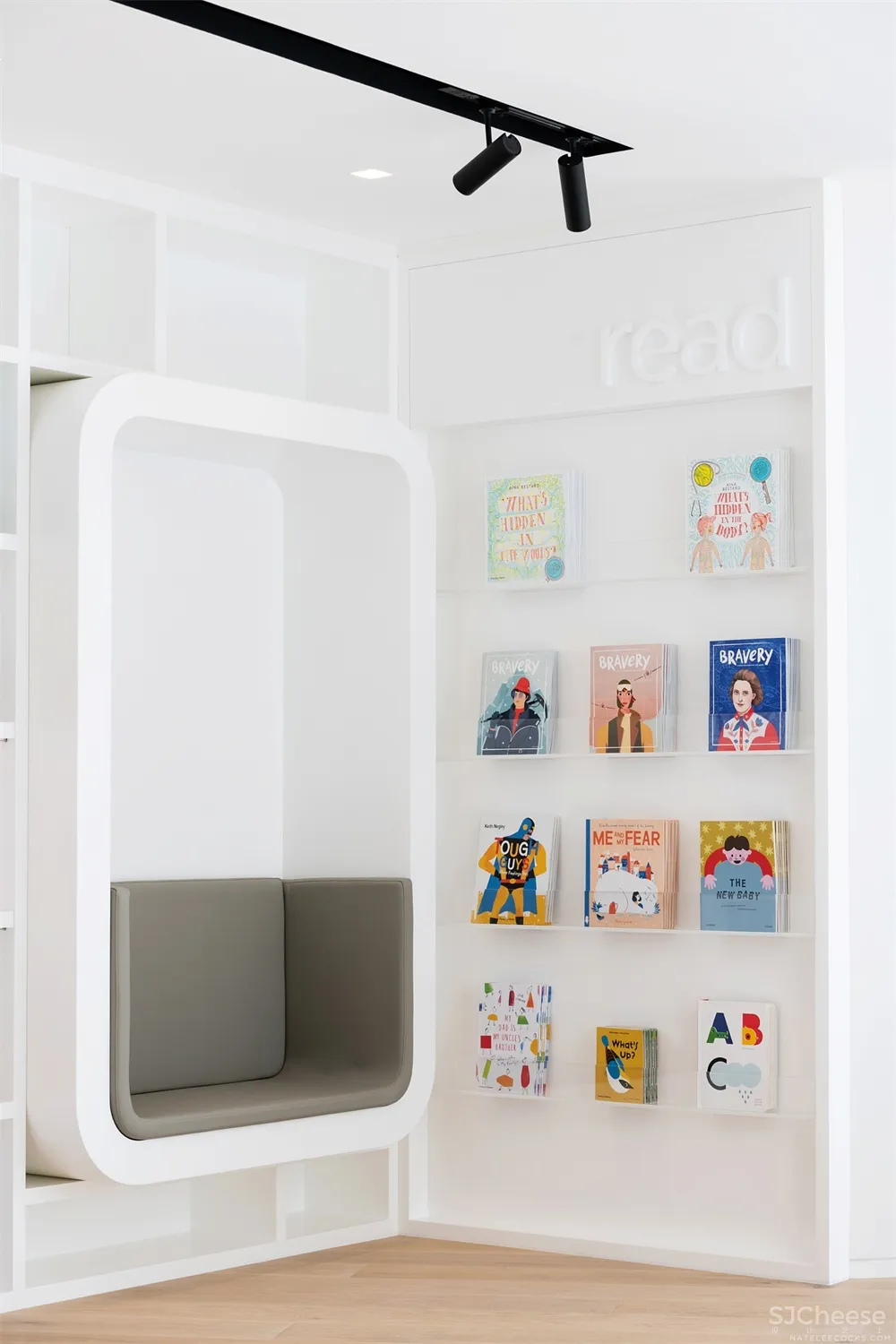 Sneha Divias Atelier | 迪拜白熊儿童餐厅设计