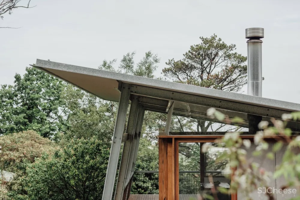 首发 | 澳大利亚住宅,Steel exoskeleton covers timber extension to bungalow 
<span style="position: relative; bottom: 2px; display: inline-block; vertical-align: middle; margin-left: 8px; width: 20px; height: 20px; background: #ffd914; text-align: center; font-size: 14px; border-radius: 3px;">首</span>