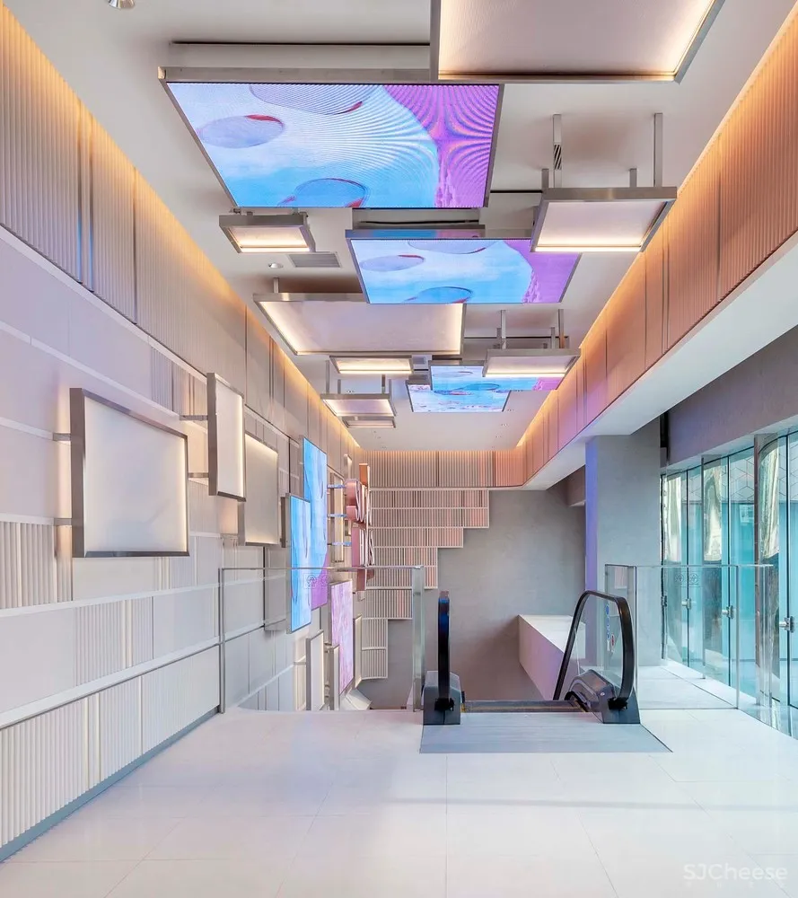 Kokaistudios | 上海新天地广场Social House