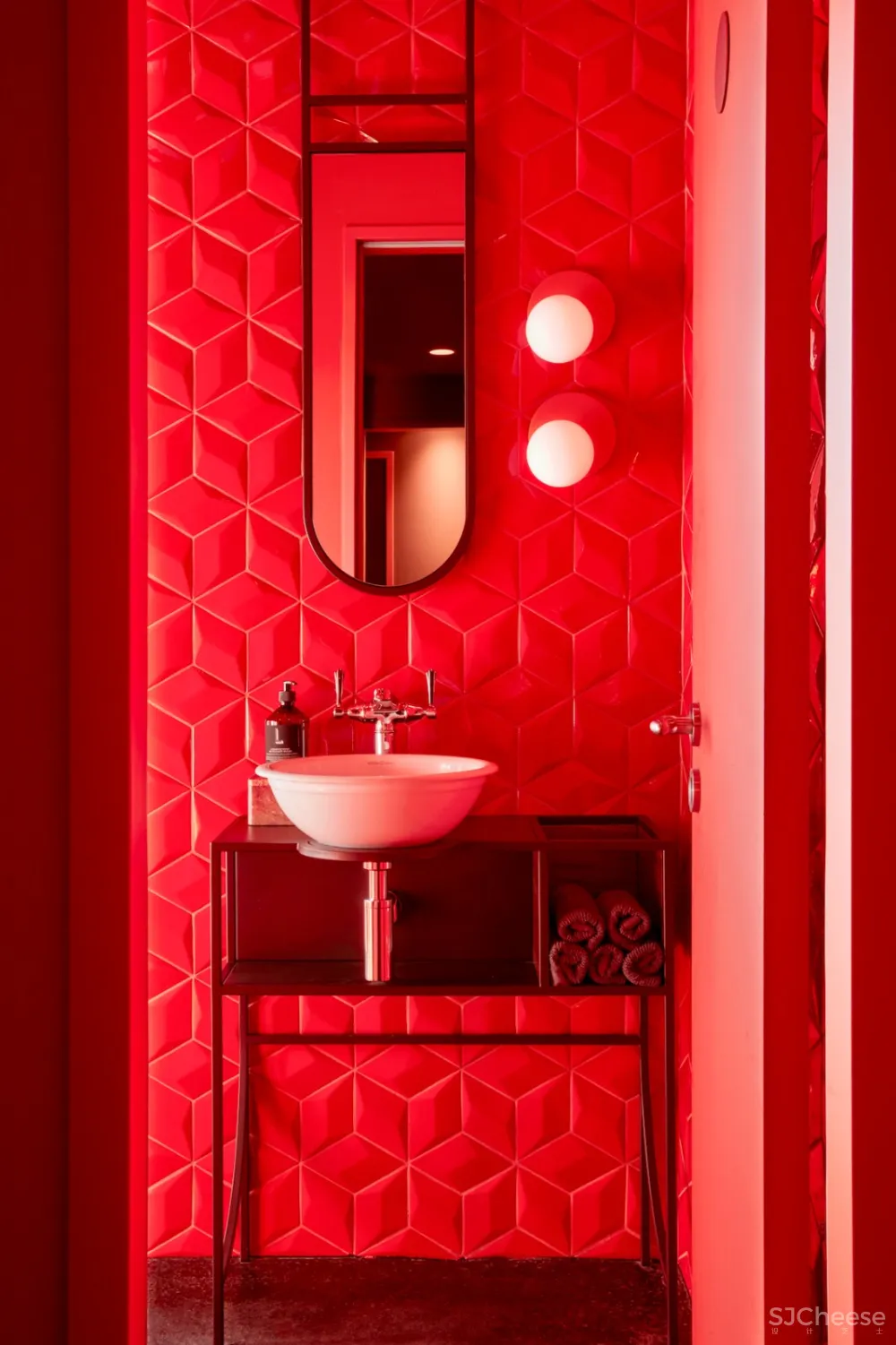 首发 | 法兰克福的Lindley Lindenberg酒店:装饰艺术变得柔和