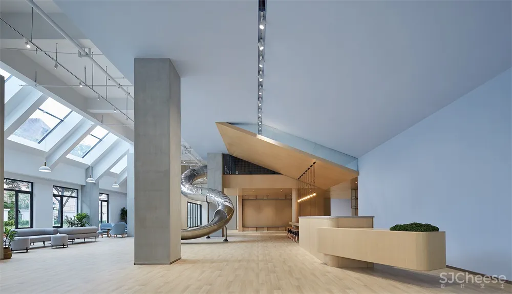 ELTO Consultancy | 上海佘山常菁藤国际幼儿园