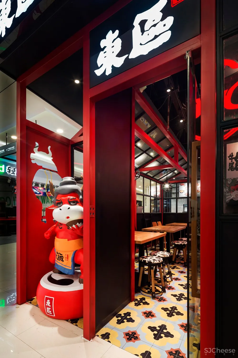 餐饮空间设计【艺鼎设计】东区牛尾饭,一家意想不到的餐厅