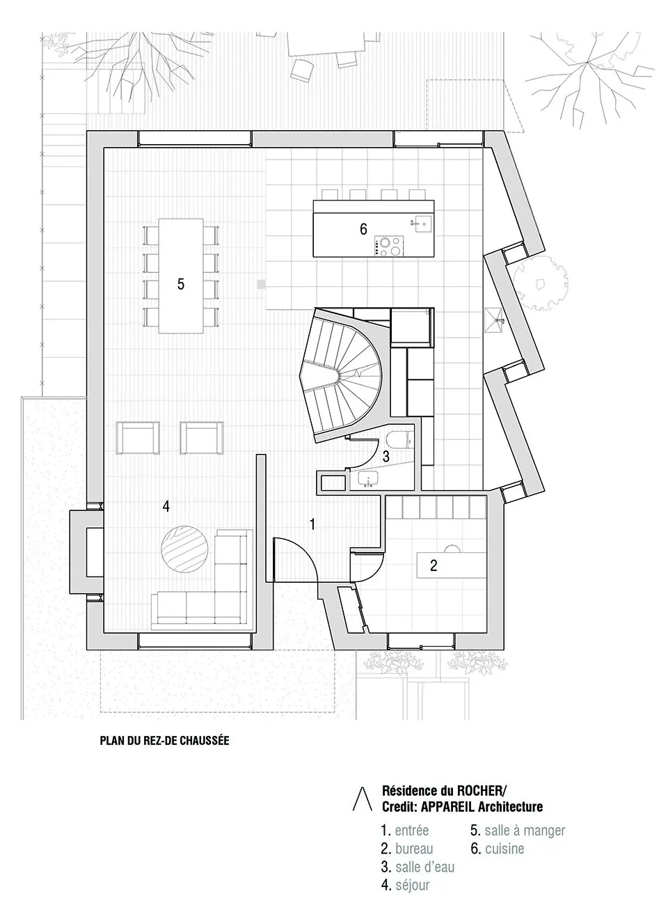 岩石住宅,加拿大 / APPAREIL Architecture 
<span style="position: relative; bottom: 2px; display: inline-block; vertical-align: middle; margin-left: 8px; width: 20px; height: 20px; background: #ffd914; text-align: center; font-size: 14px; border-radius: 3px;">首</span>