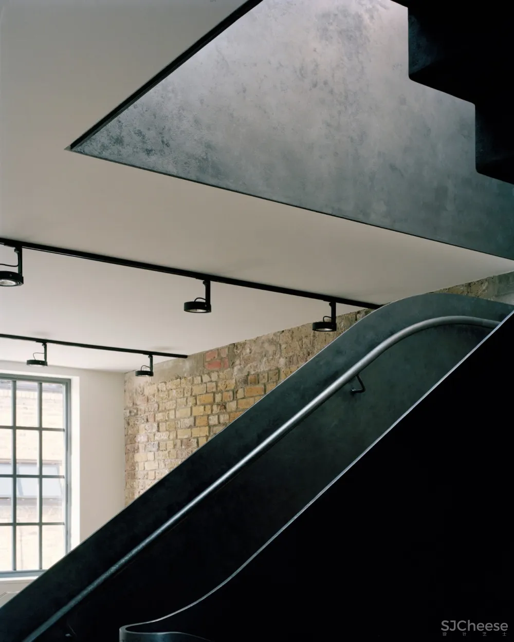 首发 | Tasou Associates将废弃的伦敦仓库改造成办公室