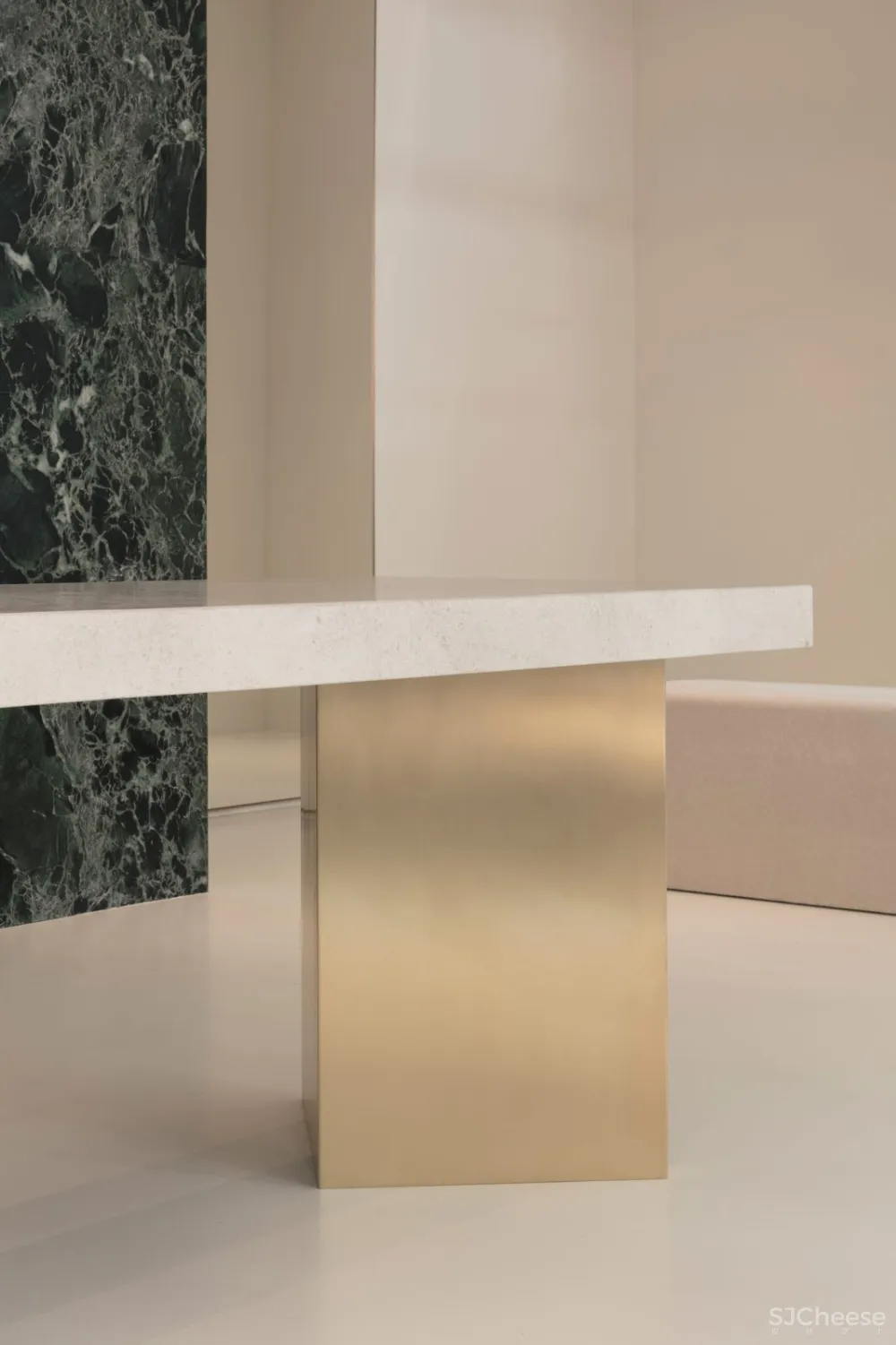 首发 | BERNARD DUBOIS设计,FIRST巴黎时装店