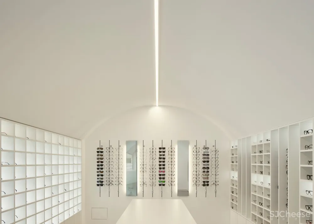 首发 | Bruno Dias Arquitectura:Lena 光学眼镜店