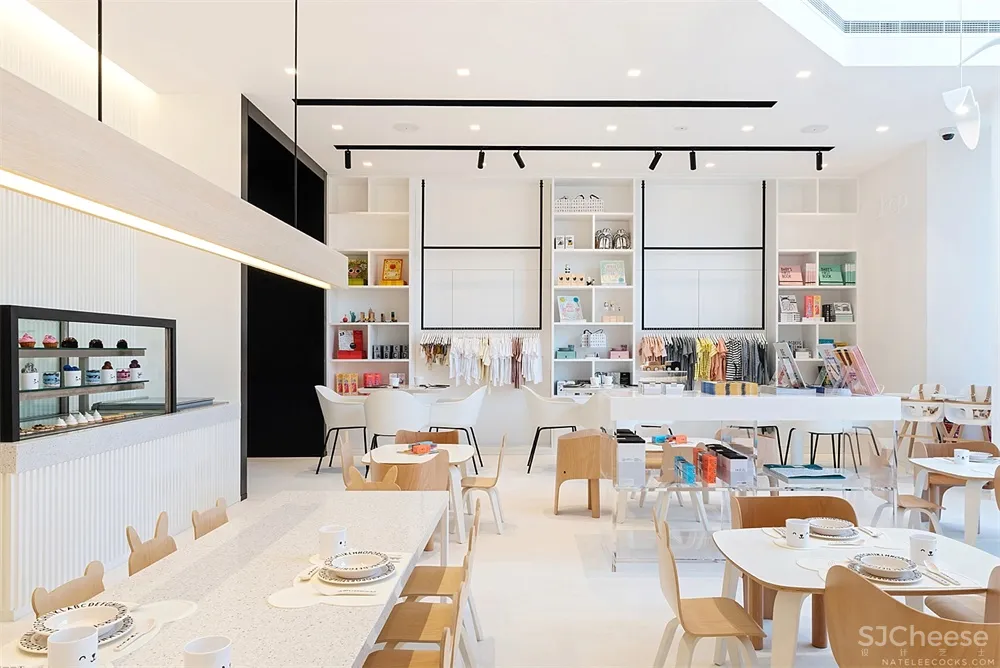 Sneha Divias Atelier | 迪拜白熊儿童餐厅设计