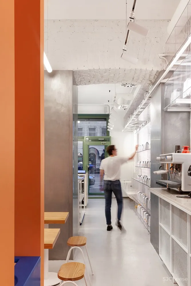 首发 | AKME设计,Bolshecoffee 烘焙店