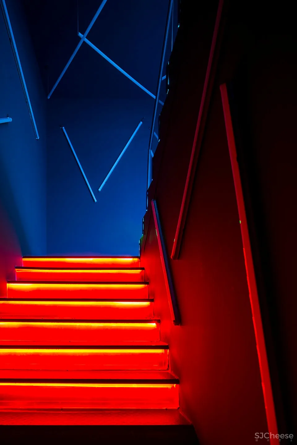 新作 | 南京缐状建筑设计研究室:杭州 噪音银行酒吧