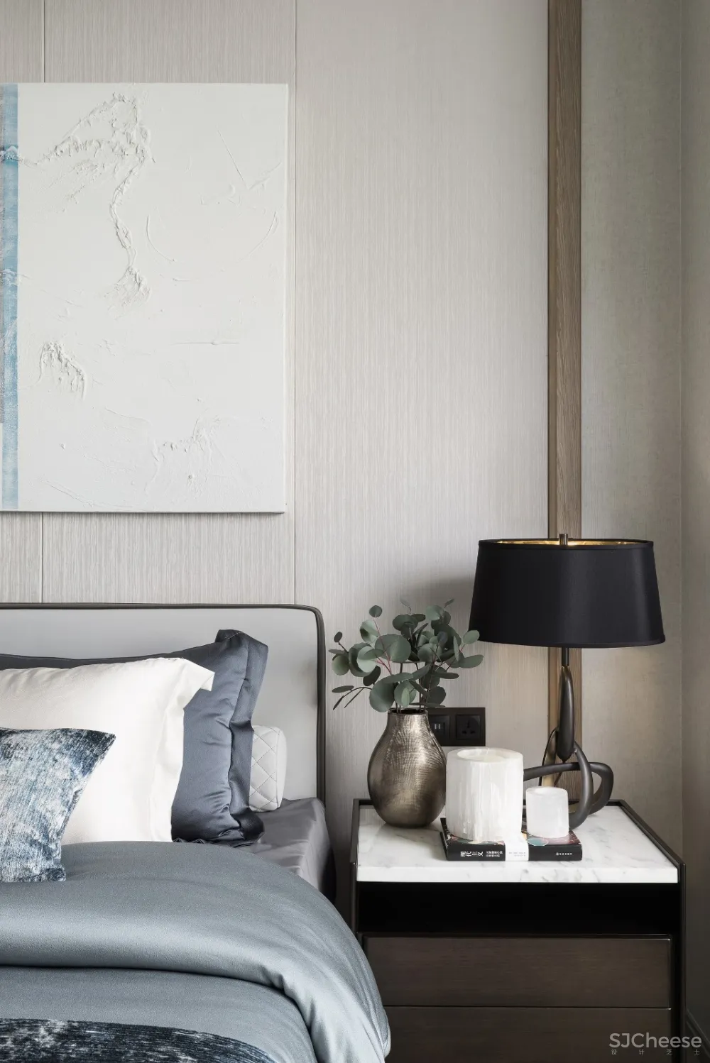 达文设计 | 深圳半岛城邦顶层复式:用艺术定义一座时代豪宅坐标 
<span style="position: relative; bottom: 2px; display: inline-block; vertical-align: middle; margin-left: 8px; width: 20px; height: 20px; background: #ffd914; text-align: center; font-size: 14px; border-radius: 3px;">首</span>