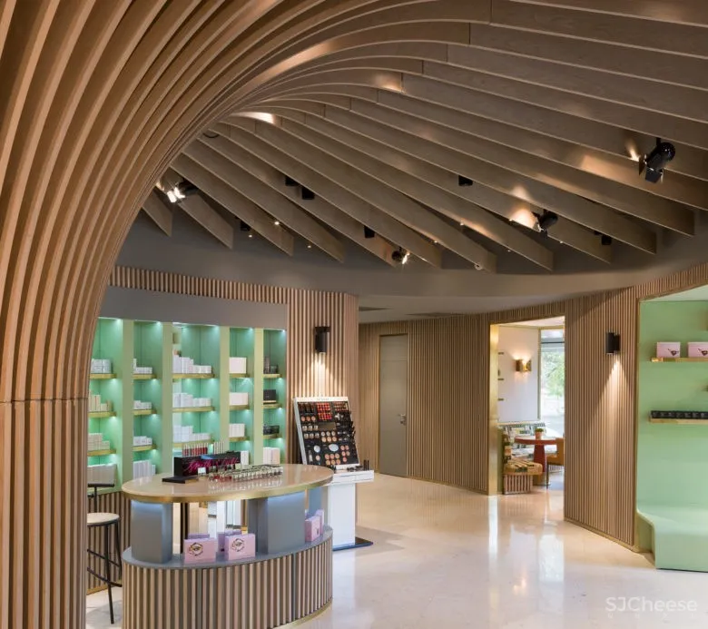 Telli Bio精品店,Arrow architects设计