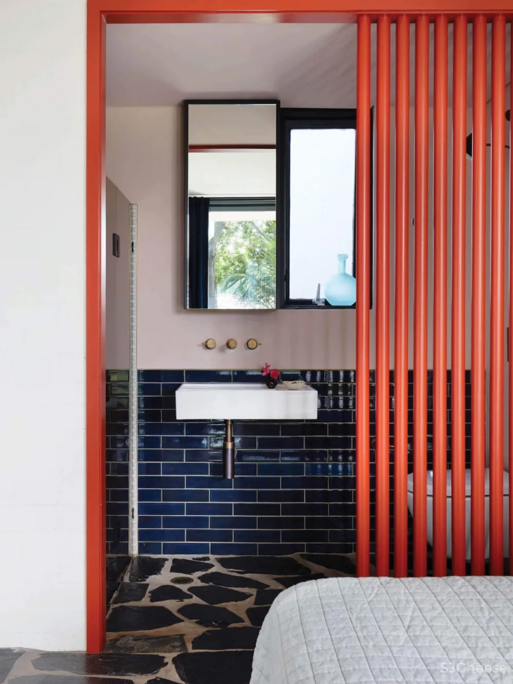 首发 | Amber Road设计工作室,Polychrome House住宅 
<span style="position: relative; bottom: 2px; display: inline-block; vertical-align: middle; margin-left: 8px; width: 20px; height: 20px; background: #ffd914; text-align: center; font-size: 14px; border-radius: 3px;">首</span>