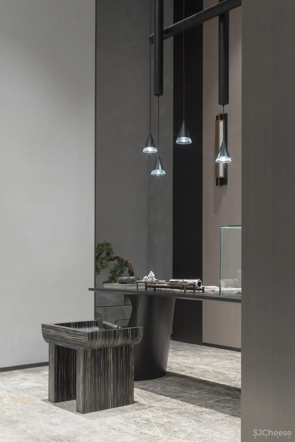 达文设计 | 深圳半岛城邦顶层复式:用艺术定义一座时代豪宅坐标 
<span style="position: relative; bottom: 2px; display: inline-block; vertical-align: middle; margin-left: 8px; width: 20px; height: 20px; background: #ffd914; text-align: center; font-size: 14px; border-radius: 3px;">首</span>