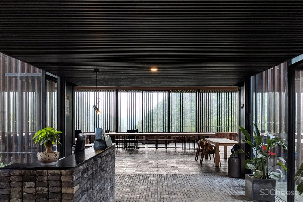 休耕建筑 | 贵州大山里的山间餐厅与酒吧