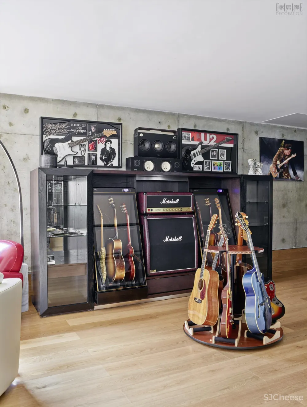 孟也新作|杨坤私宅:我的家不可复制 
<span style="position: relative; bottom: 2px; display: inline-block; vertical-align: middle; margin-left: 8px; width: 20px; height: 20px; background: #ffd914; text-align: center; font-size: 14px; border-radius: 3px;">首</span>