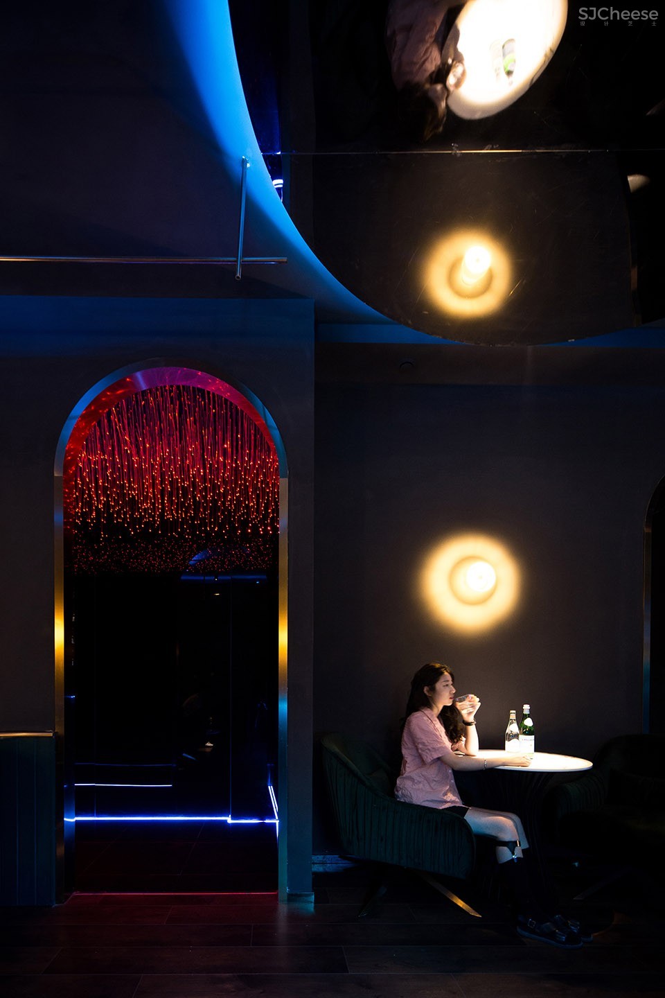 新作 | 南京缐状建筑设计研究室:杭州 噪音银行酒吧