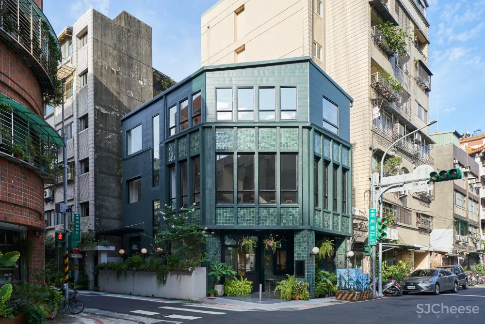 50年老屋重生!台北潮州街貳房苑文青美食空间