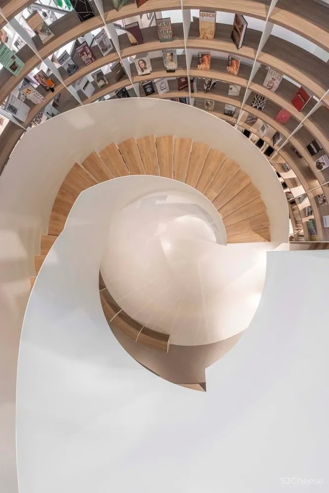 Kokaistudios | 上海新天地广场Social House