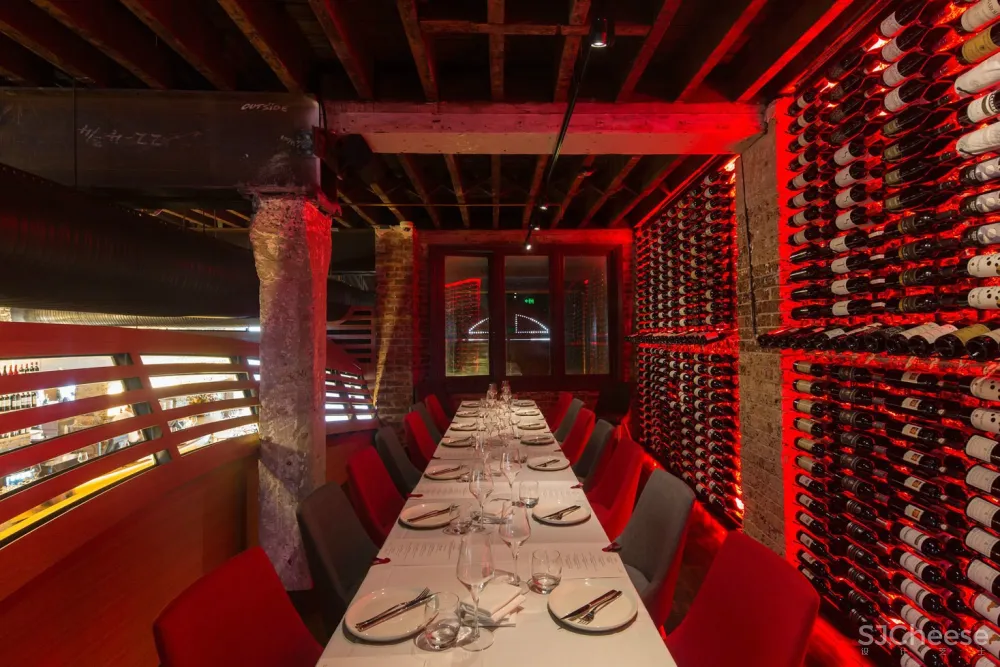 Enter Projects设计,LOT 1 咖啡, 酒吧和餐厅