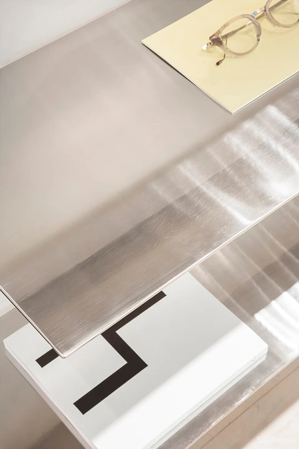 新作 | Studio David Thulstrup:哥本哈根 Mark Kenly Domino Tan服装旗舰店