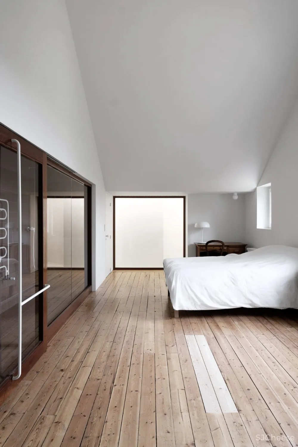 首发 | 布洛赫别墅, Nicolas Dorval-Bory Architectes设计 
<span style="position: relative; bottom: 2px; display: inline-block; vertical-align: middle; margin-left: 8px; width: 20px; height: 20px; background: #ffd914; text-align: center; font-size: 14px; border-radius: 3px;">首</span>