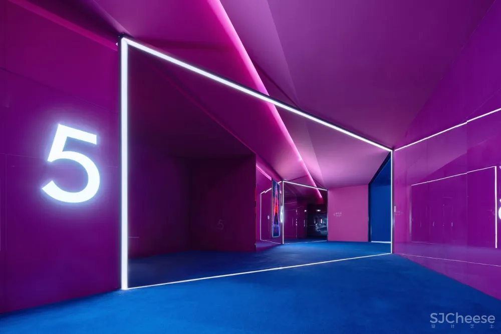 首发 | Alexander Wong设计,画廊给电影院带来一些新奇的东西