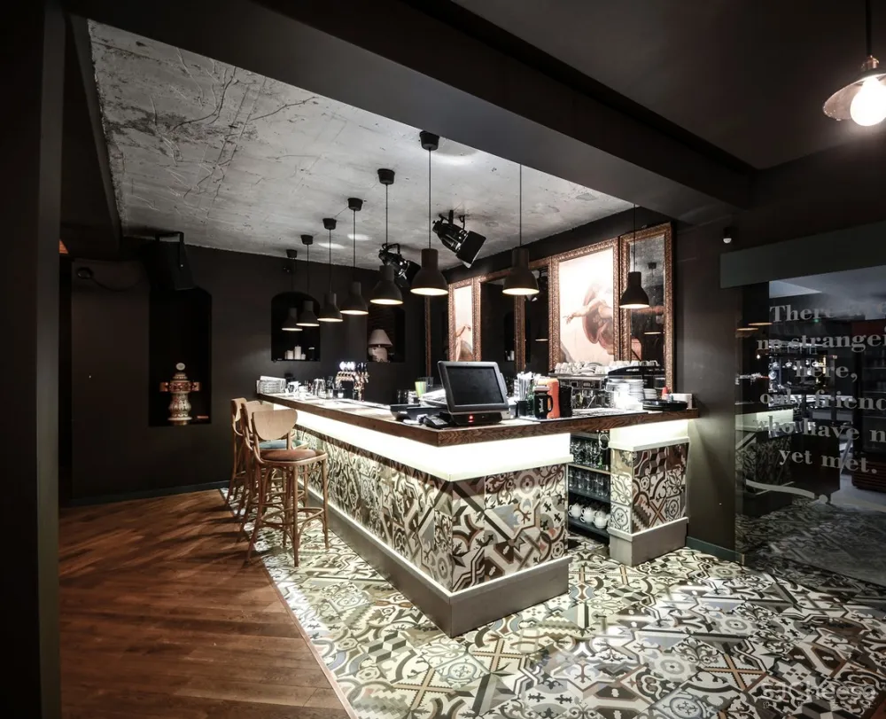 罗马Smart Pub酒吧 Vladimir Mindru