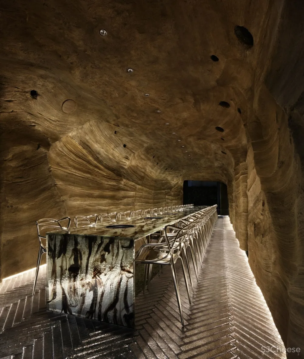 Ryoji Iedokoro建筑事务所,日本Nikunotoriko餐厅