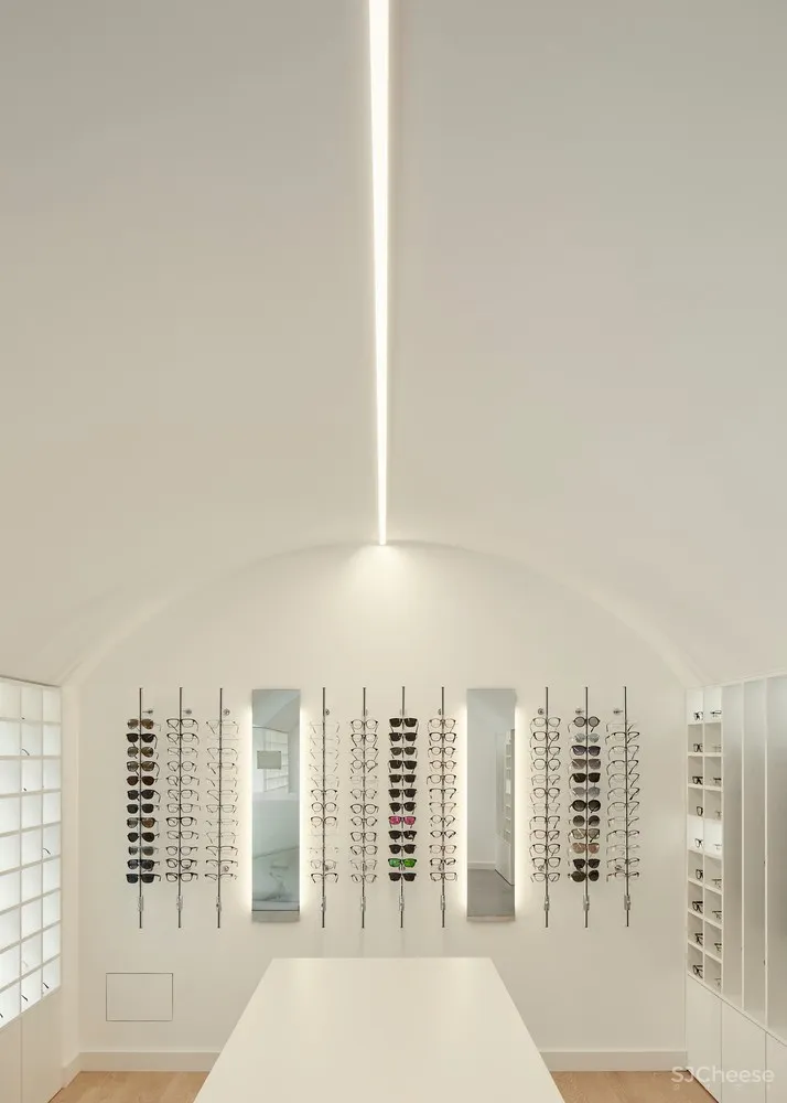 首发 | Bruno Dias Arquitectura:Lena 光学眼镜店