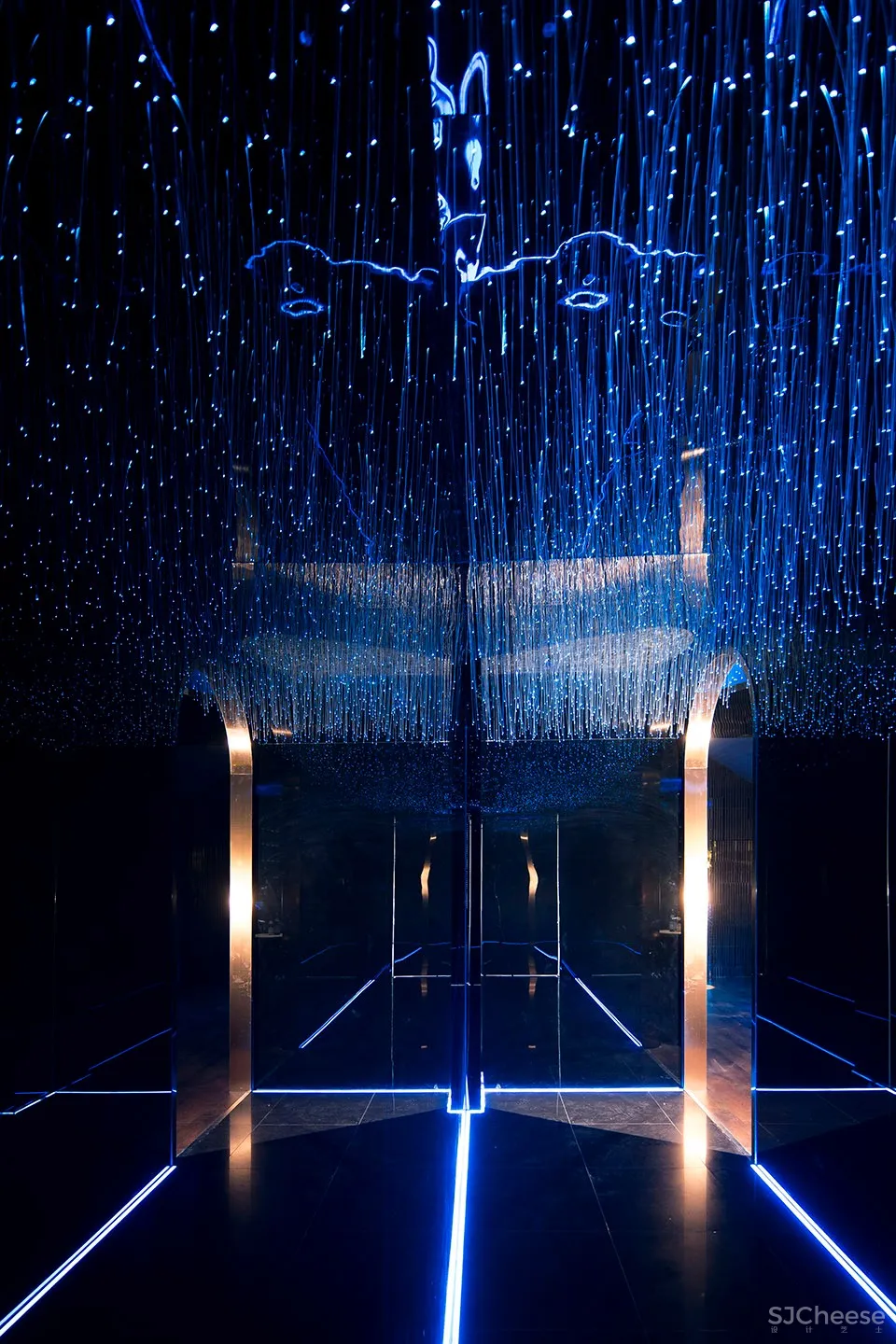 新作 | 南京缐状建筑设计研究室:杭州 噪音银行酒吧