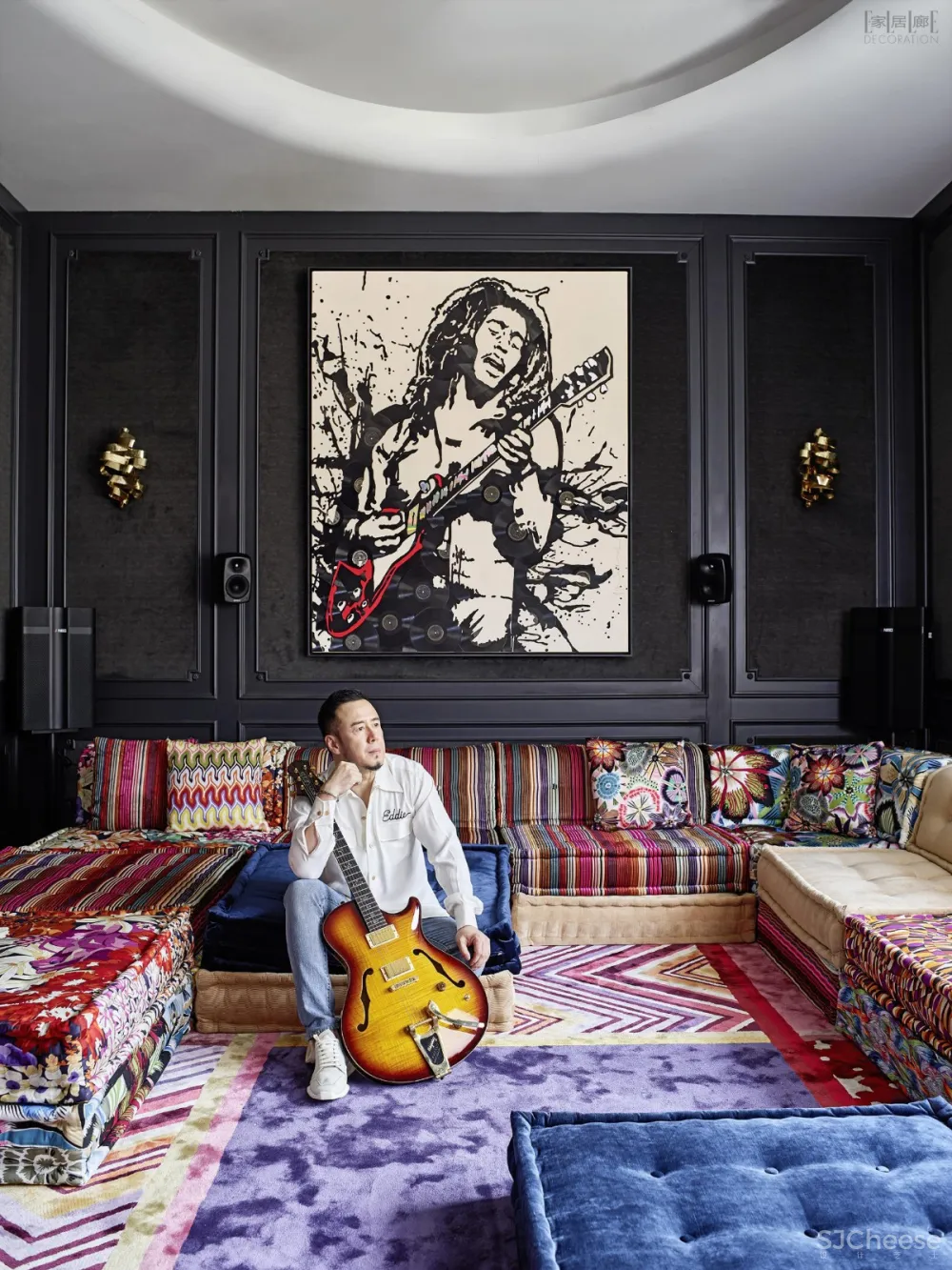 孟也新作|杨坤私宅:我的家不可复制 
<span style="position: relative; bottom: 2px; display: inline-block; vertical-align: middle; margin-left: 8px; width: 20px; height: 20px; background: #ffd914; text-align: center; font-size: 14px; border-radius: 3px;">首</span>