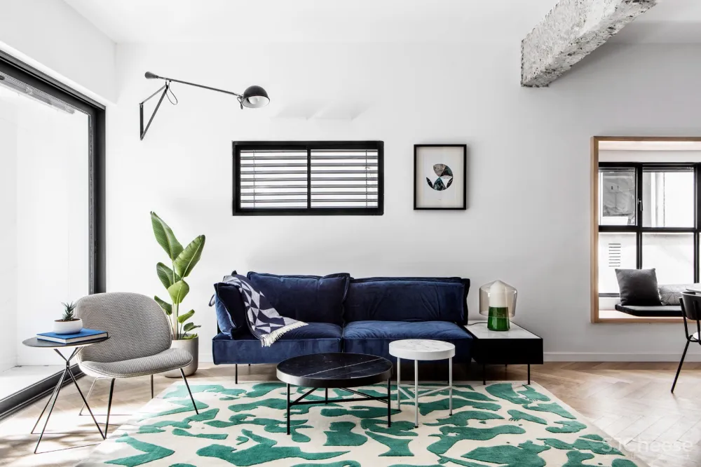 首发 | Maayan Zusman为一对高大的运动型夫妇翻新特拉维夫公寓