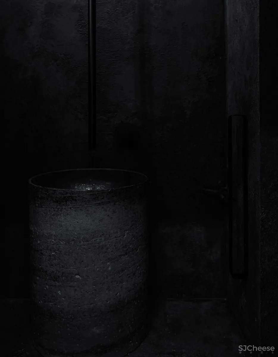 首发 | 乌克兰Kult理发工作室,致力于男性修饰的空间的审美转变