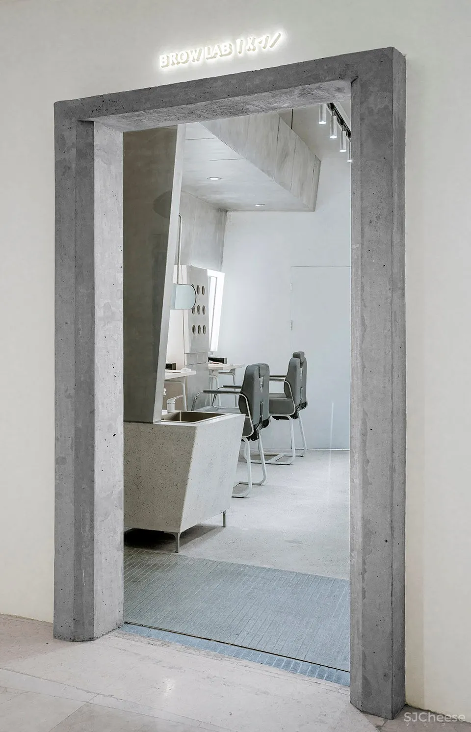 新作 | 阿穆隆设计工作室:北京世贸天阶 “BROW LAB”眉研所