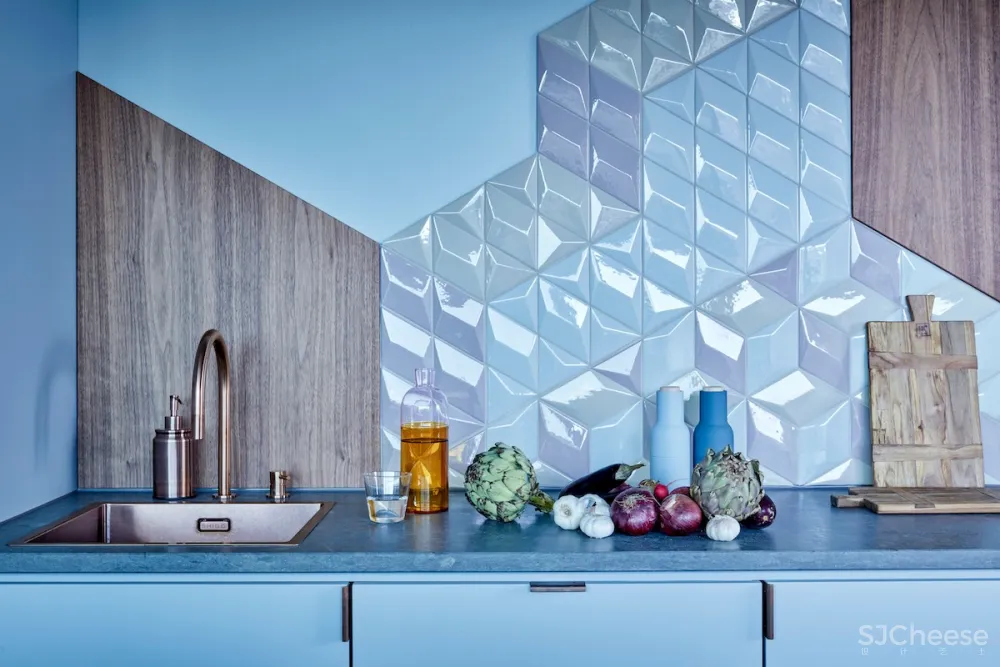 首发 | 法兰克福的Lindley Lindenberg酒店:装饰艺术变得柔和