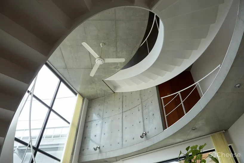 御手洗龍建築設計丨东京stir餐厅+住宅