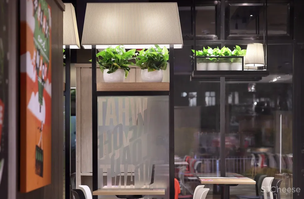 KFC餐厅空间设计,百胜集团&艺鼎设计,共同延续经典