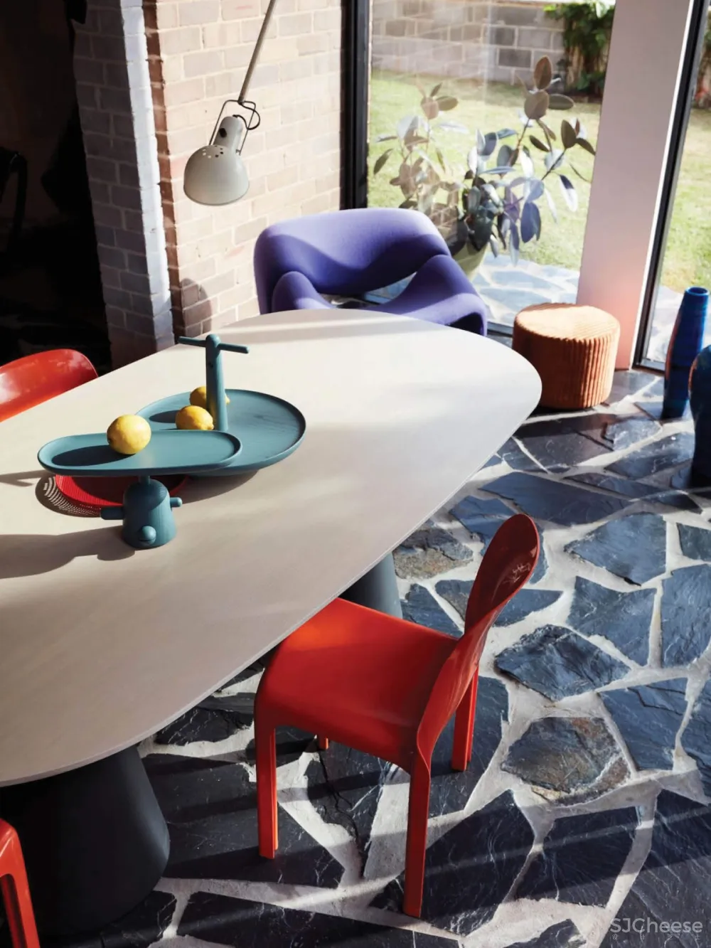 首发 | Amber Road设计工作室,Polychrome House住宅 
<span style="position: relative; bottom: 2px; display: inline-block; vertical-align: middle; margin-left: 8px; width: 20px; height: 20px; background: #ffd914; text-align: center; font-size: 14px; border-radius: 3px;">首</span>