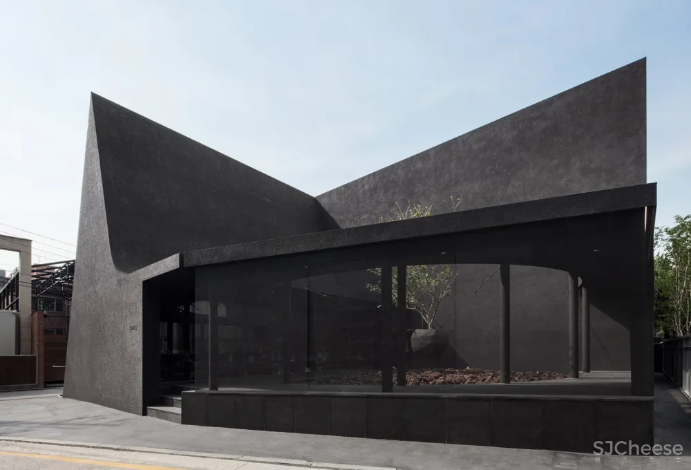 新作 | WGNB:首尔 Juun.J旗舰店