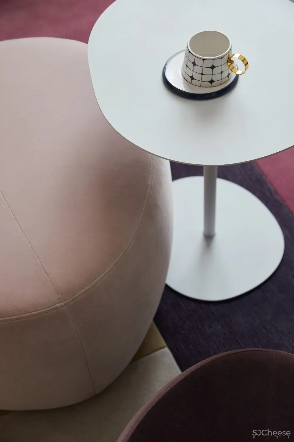 壹舍方磊新作 | 天津遇上波士顿:优雅又时髦的现代摩登风范 
<span style="position: relative; bottom: 2px; display: inline-block; vertical-align: middle; margin-left: 8px; width: 20px; height: 20px; background: #ffd914; text-align: center; font-size: 14px; border-radius: 3px;">首</span>