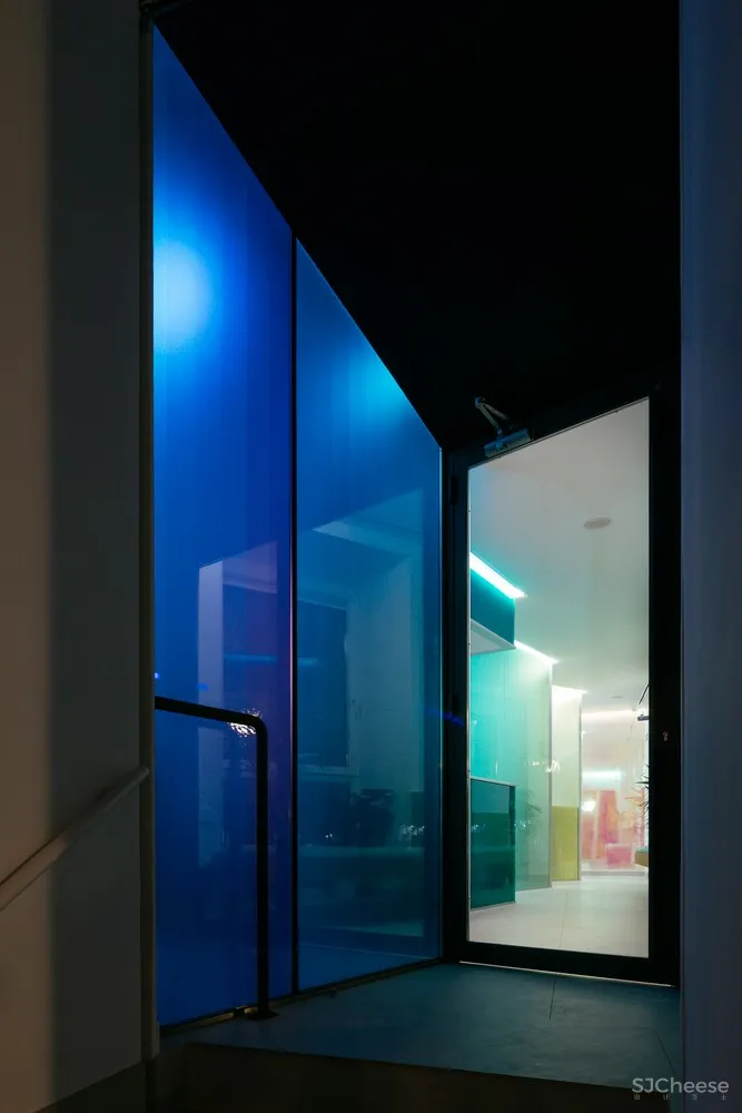 首发 | 牙科诊所 la sierra / gon architects + Ana Torres设计事务所