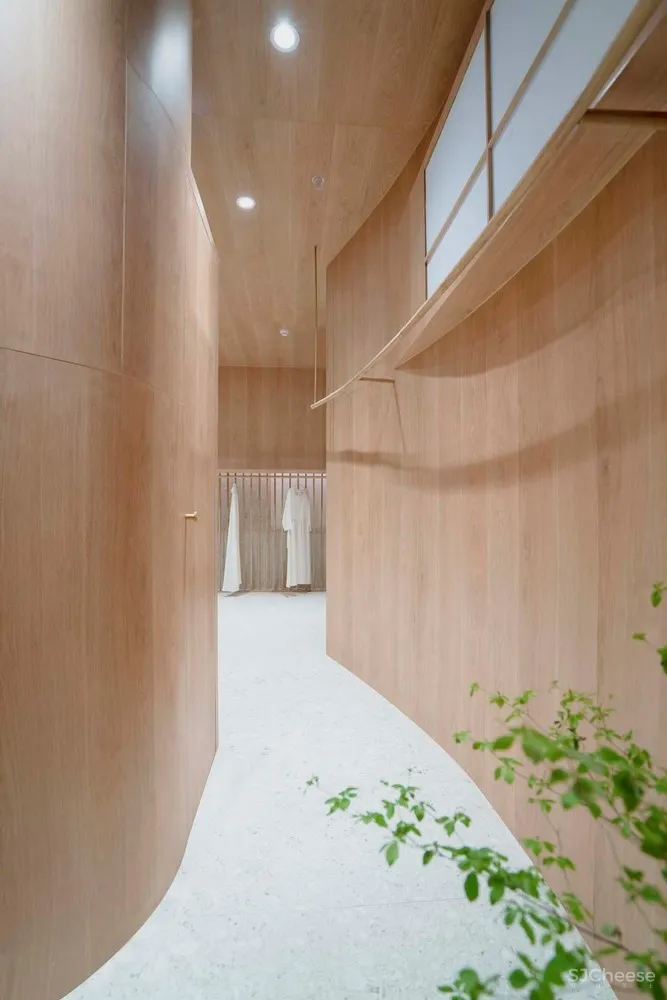 新作 | 帕姆建筑：“往夕”服装工作室