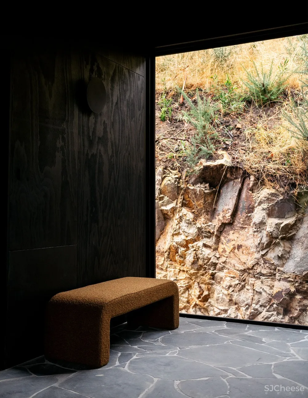 首发 | 建筑师Murray Barke与Lauren Bamford,一座摄影师的简约住宅 
<span style="position: relative; bottom: 2px; display: inline-block; vertical-align: middle; margin-left: 8px; width: 20px; height: 20px; background: #ffd914; text-align: center; font-size: 14px; border-radius: 3px;">首</span>