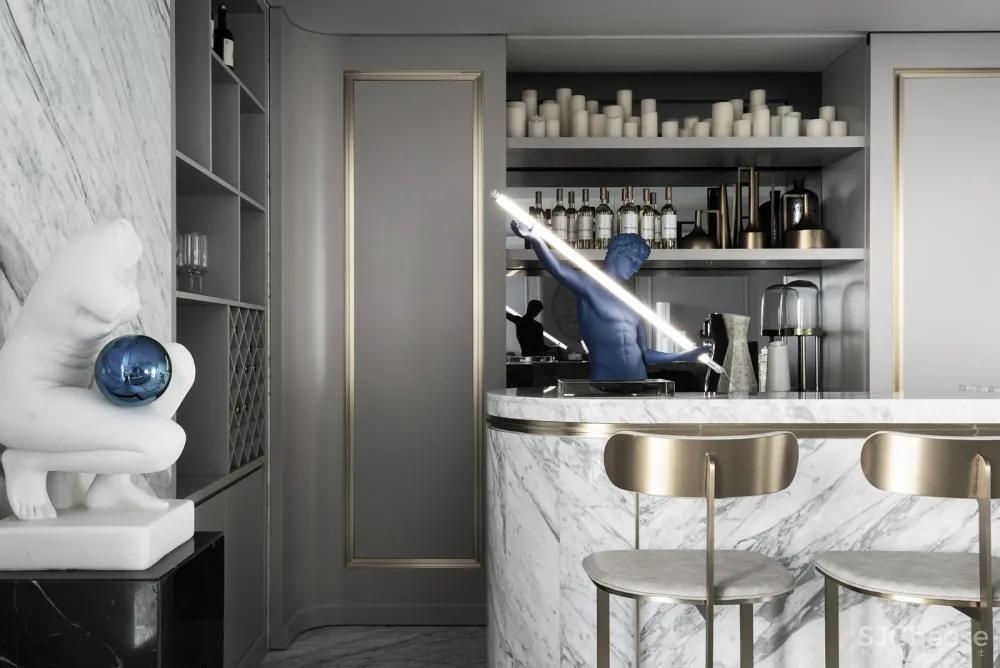 达文设计 | 深圳半岛城邦顶层复式:用艺术定义一座时代豪宅坐标 
<span style="position: relative; bottom: 2px; display: inline-block; vertical-align: middle; margin-left: 8px; width: 20px; height: 20px; background: #ffd914; text-align: center; font-size: 14px; border-radius: 3px;">首</span>