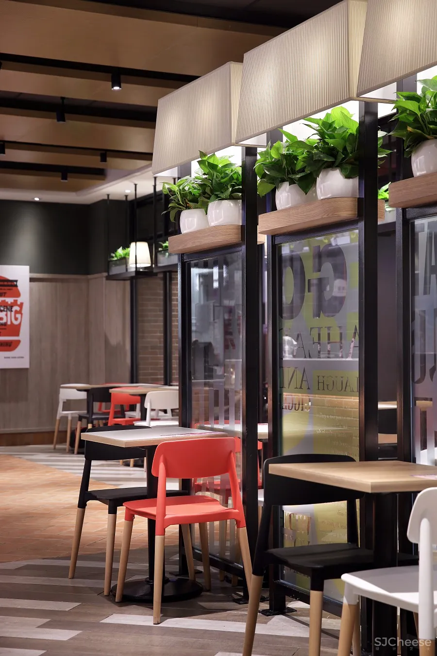 KFC餐厅空间设计,百胜集团&艺鼎设计,共同延续经典