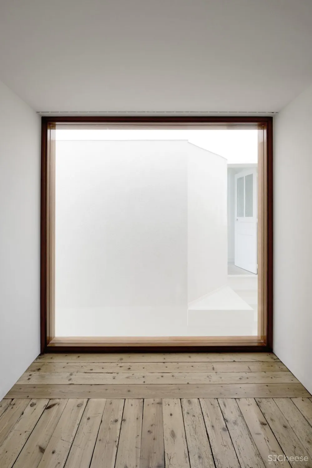 首发 | 布洛赫别墅, Nicolas Dorval-Bory Architectes设计 
<span style="position: relative; bottom: 2px; display: inline-block; vertical-align: middle; margin-left: 8px; width: 20px; height: 20px; background: #ffd914; text-align: center; font-size: 14px; border-radius: 3px;">首</span>