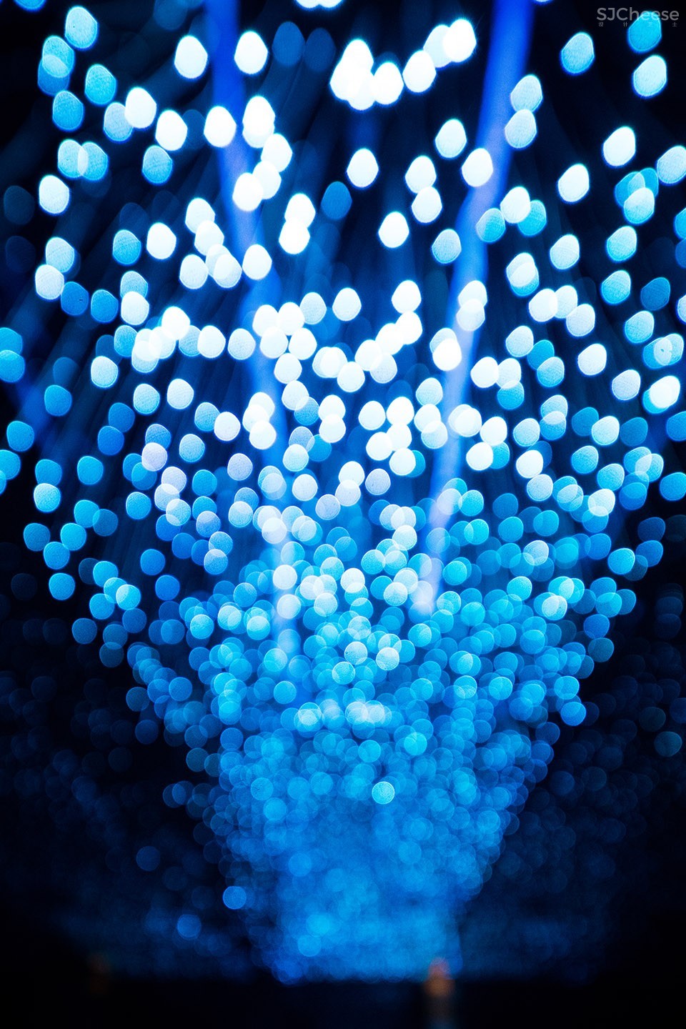 新作 | 南京缐状建筑设计研究室:杭州 噪音银行酒吧