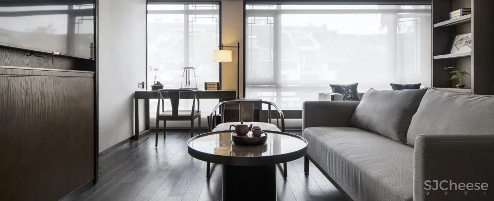 集美组丨南京夜泊秦淮南都会酒店丨临岸听桨，枕水而息