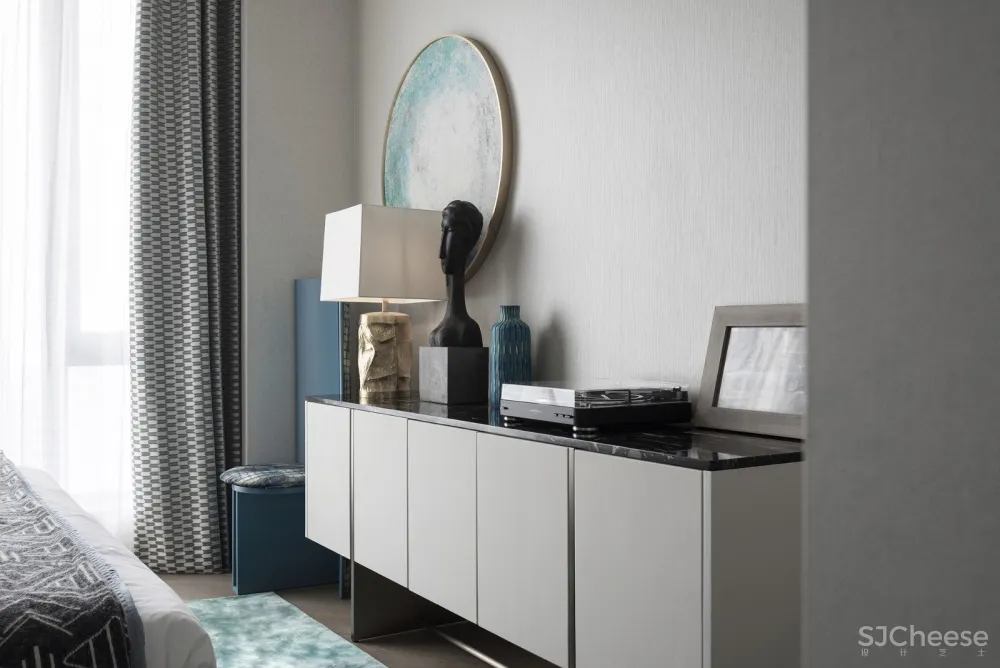 达文设计 | 深圳半岛城邦顶层复式:用艺术定义一座时代豪宅坐标 
<span style="position: relative; bottom: 2px; display: inline-block; vertical-align: middle; margin-left: 8px; width: 20px; height: 20px; background: #ffd914; text-align: center; font-size: 14px; border-radius: 3px;">首</span>